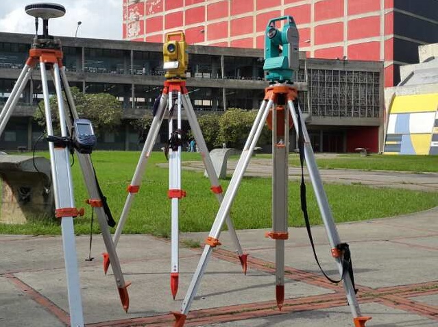 Equipos topográficos